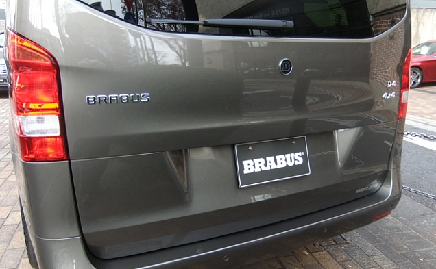 BRABUS  Marco Polo D4 ﾛﾝｸﾞ ｱｸﾃｨﾋﾞﾃｨｰ 7人乗り 