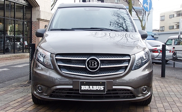 BRABUS  Marco Polo D4 ﾛﾝｸﾞ ｱｸﾃｨﾋﾞﾃｨｰ 7人乗り 