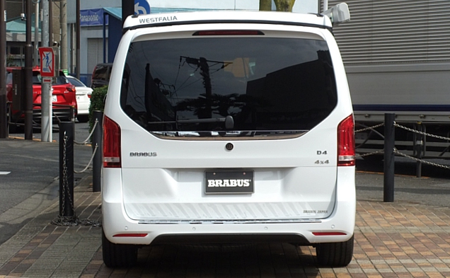 BRABUS V250D MarcoPolo D4 ﾛﾝｸﾞ ｷｬﾝﾋﾟﾝｸﾞｶｰ 4人乗 