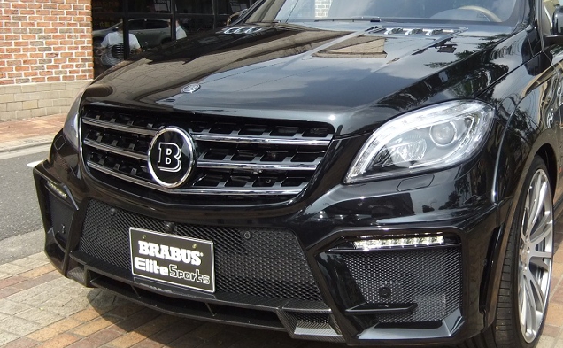 BRABUS ML-B63-700 WIDESTAR ﾜｲﾄﾞｽﾀｰ