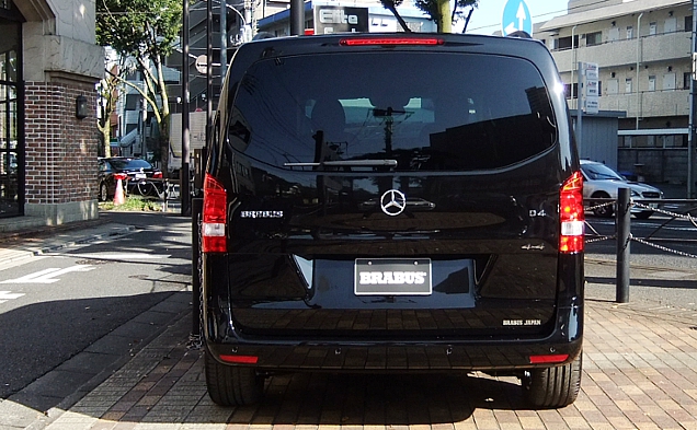 BRABUS ﾂｱﾗｰﾌﾟﾛ  D4 4x4 ﾍﾞﾝﾂ Vｸﾗｽ V220