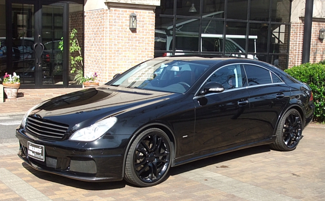 BRABUS CLS-B8 ﾛｹｯﾄﾊﾟｯｹｰｼﾞ ﾍﾞﾝﾂ